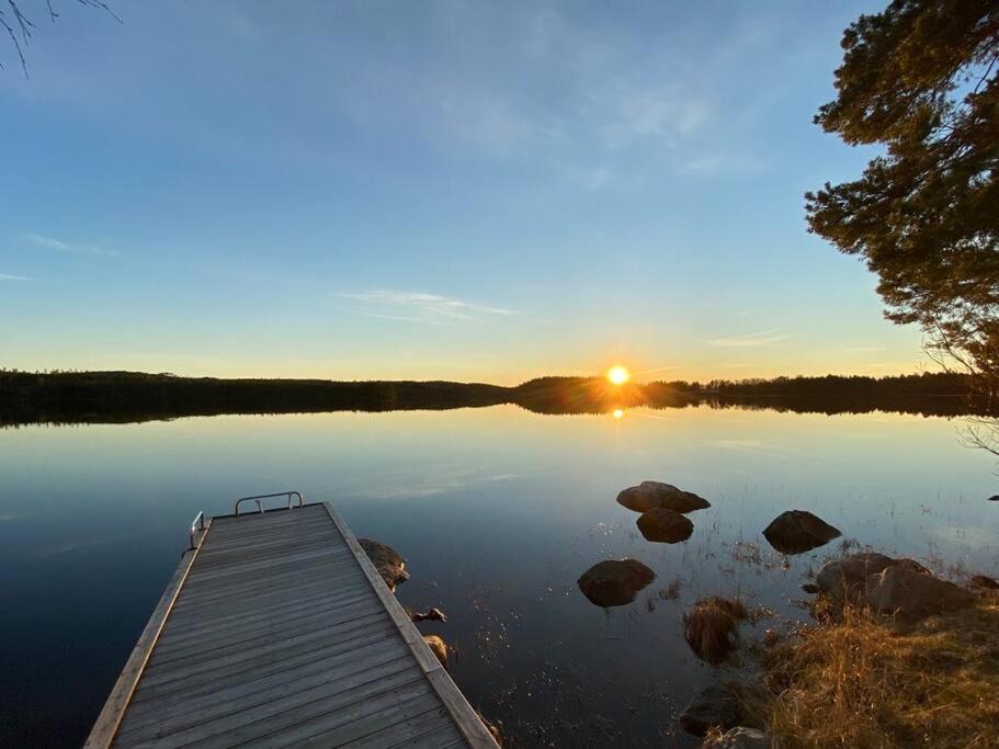 Cabin 70M From Lake. Big Garden Ostersund Exterior photo
